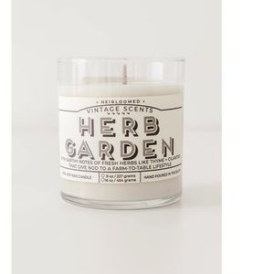 HAND POURED SOY CANDLE IN HERB GARDEN